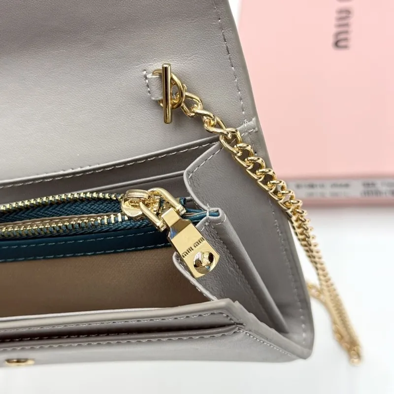 Miu Miu French Grey Leather Chain Wallet - Image 8
