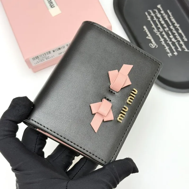 Miu Miu Black Leather Wallet with Pink Bows - Image 3