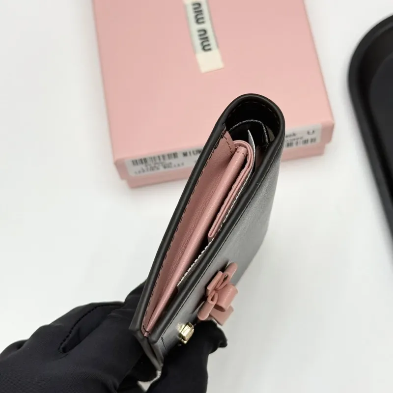 Miu Miu Black Leather Wallet with Pink Bows - Image 6