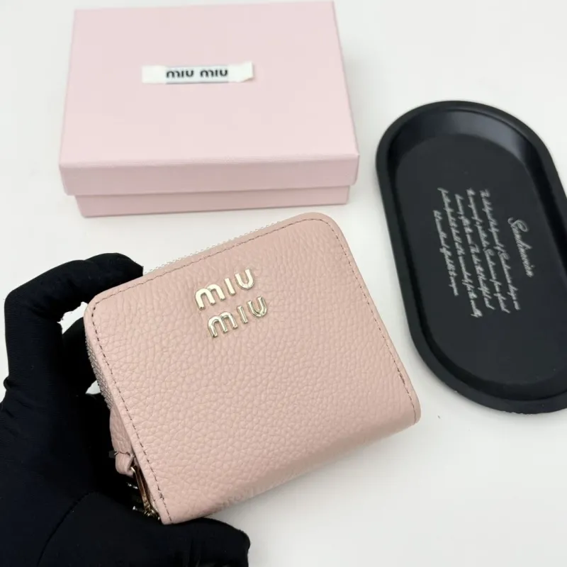 Miu Miu Pink Leather Zip Wallet - Image 4