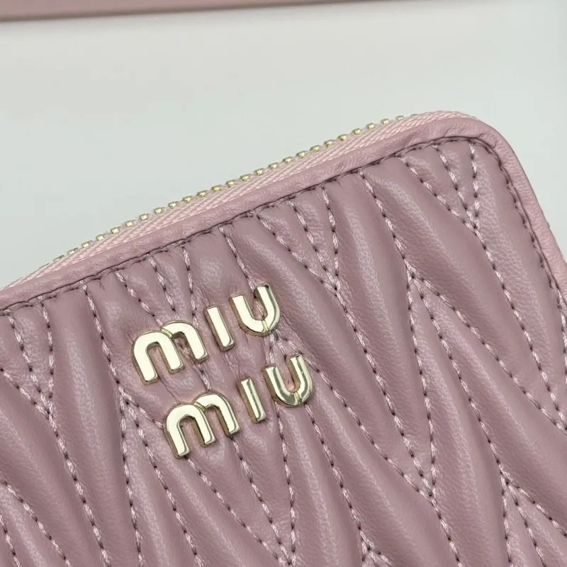 Miu Miu Pink Quilted Zip Wallet - Image 5