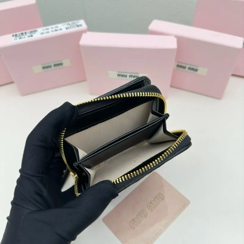 Miu Miu Black Matelassé Zip Wallet - Image 8