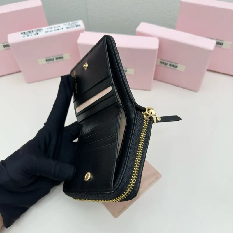 Miu Miu Black Matelassé Zip Wallet - Image 9