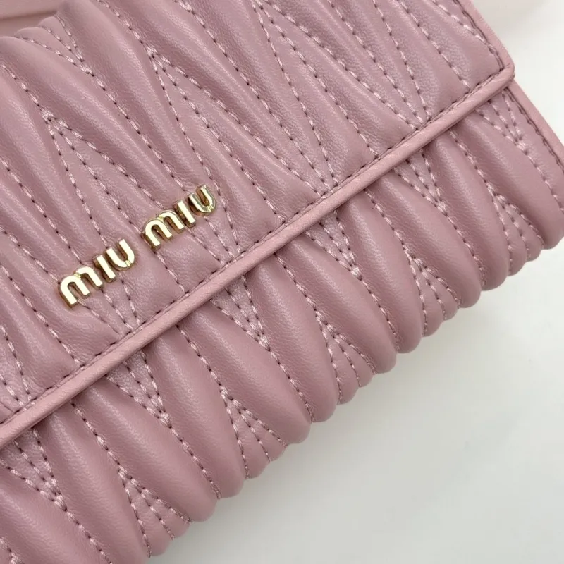 Miu Miu Pink Chain Wallet Bag - Image 5