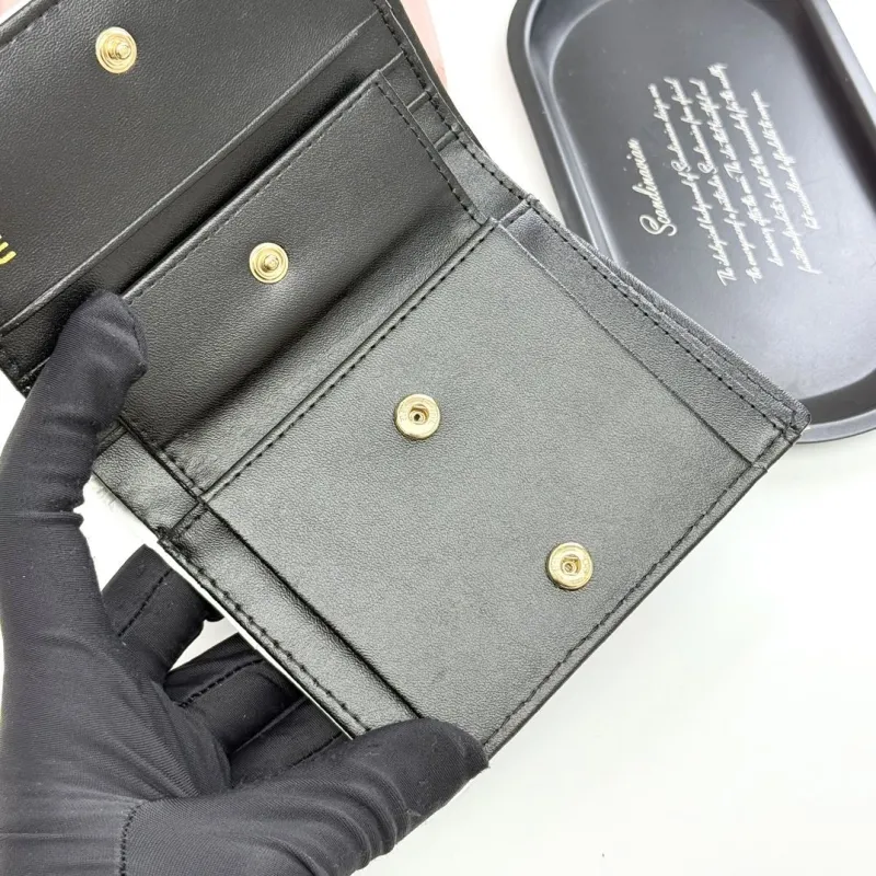 MIU MIU Black Leather Bifold Wallet - Image 8