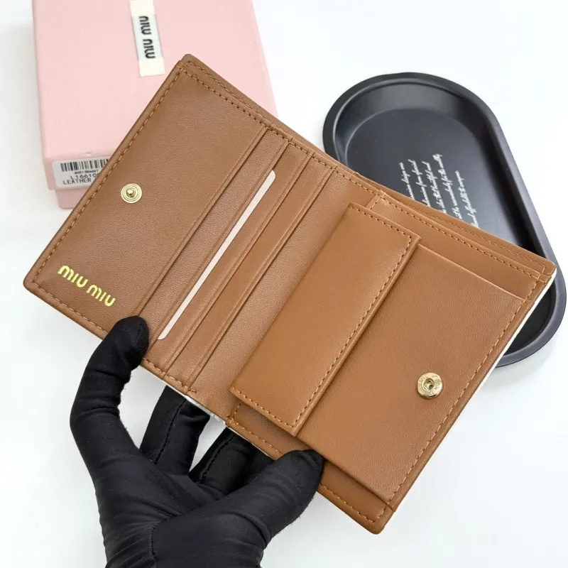 Miu Miu Brown Leather Wallet One Size - Image 7