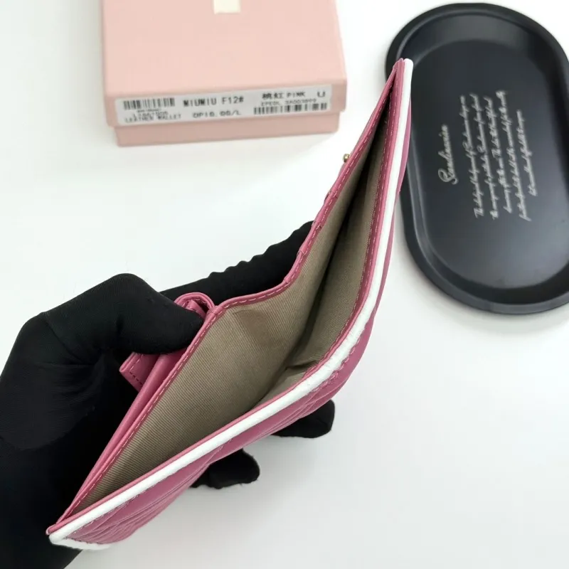 MIU MIU Pink Leather Bifold Wallet - Image 7