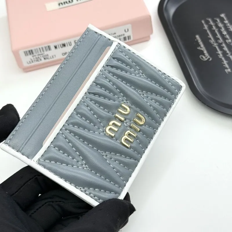 Miu Miu Gray Leather Card Holder Wallet - Image 3