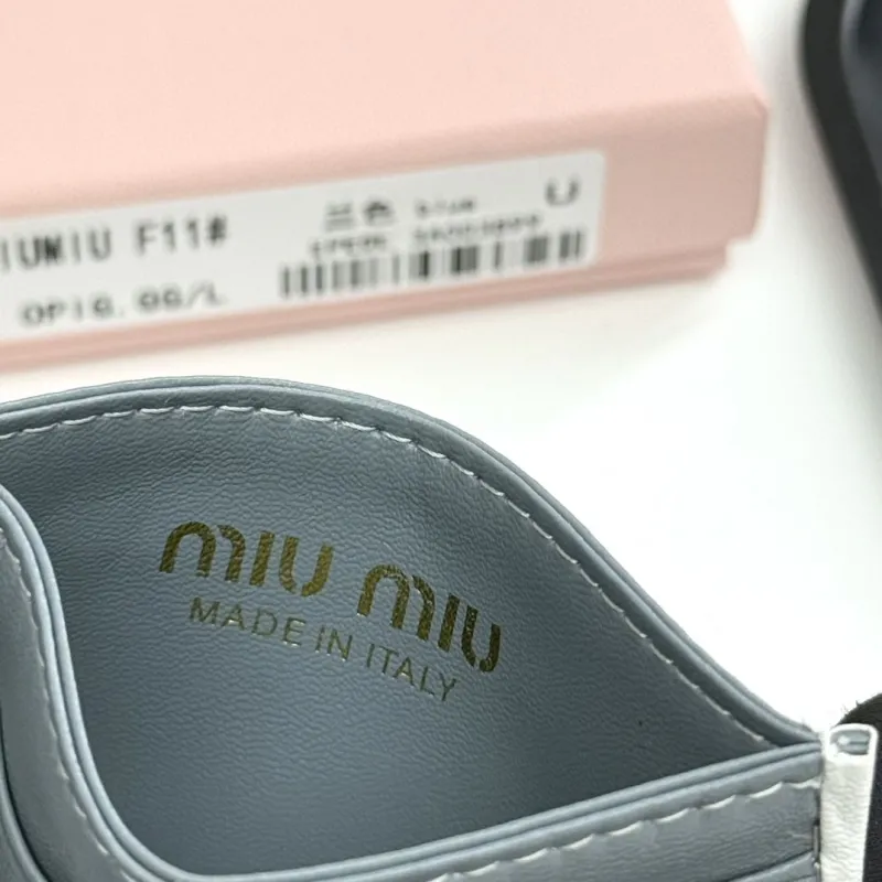 Miu Miu Gray Leather Card Holder Wallet - Image 9
