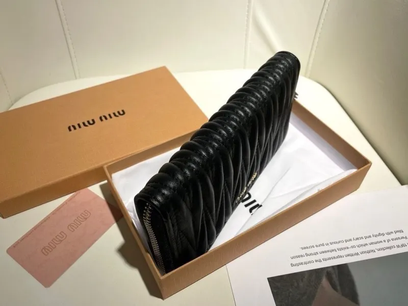 Miu Miu Black Long Zip Wallet - Image 5