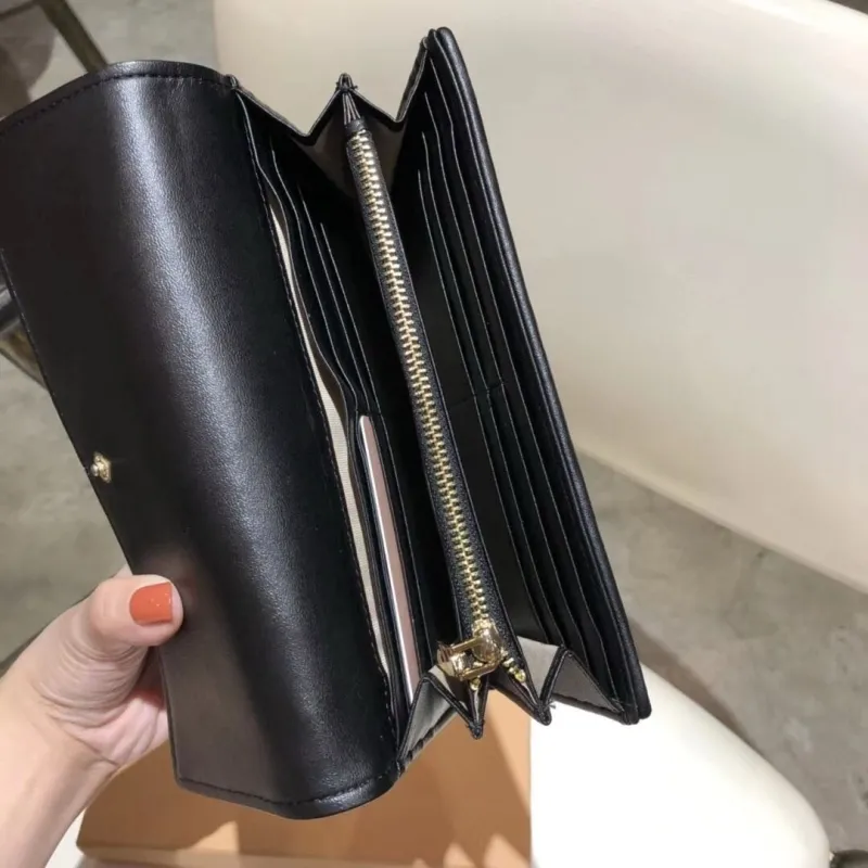 Miu Miu Black Matelasse Long Wallet - Image 7