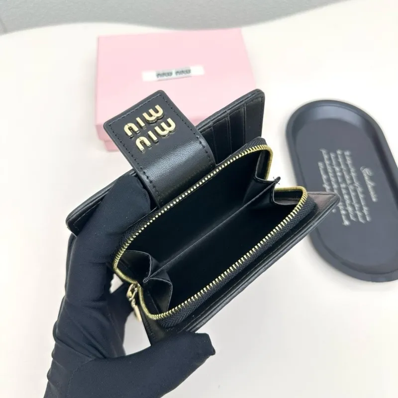 MIU MIU Black Matelasse Compact Wallet - Image 9
