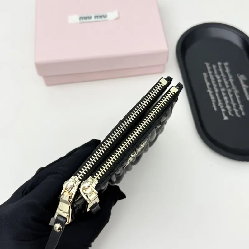 Miu Miu Black Quilted Leather Wallet - Image 5