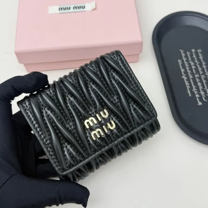 Miu Miu Black Quilted Leather Compact Wallet - Image 4