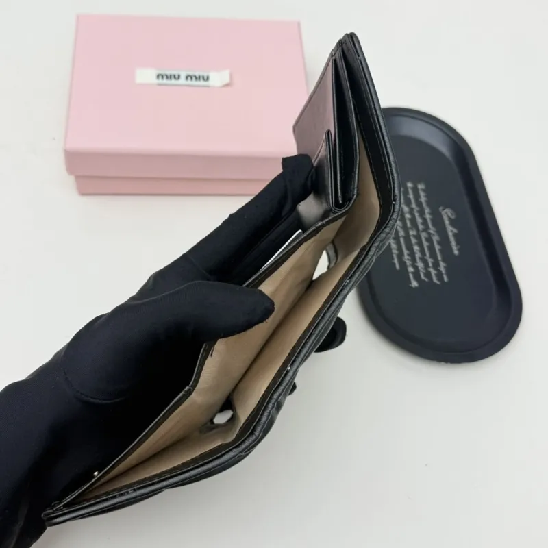 Miu Miu Black Quilted Leather Compact Wallet - Image 8