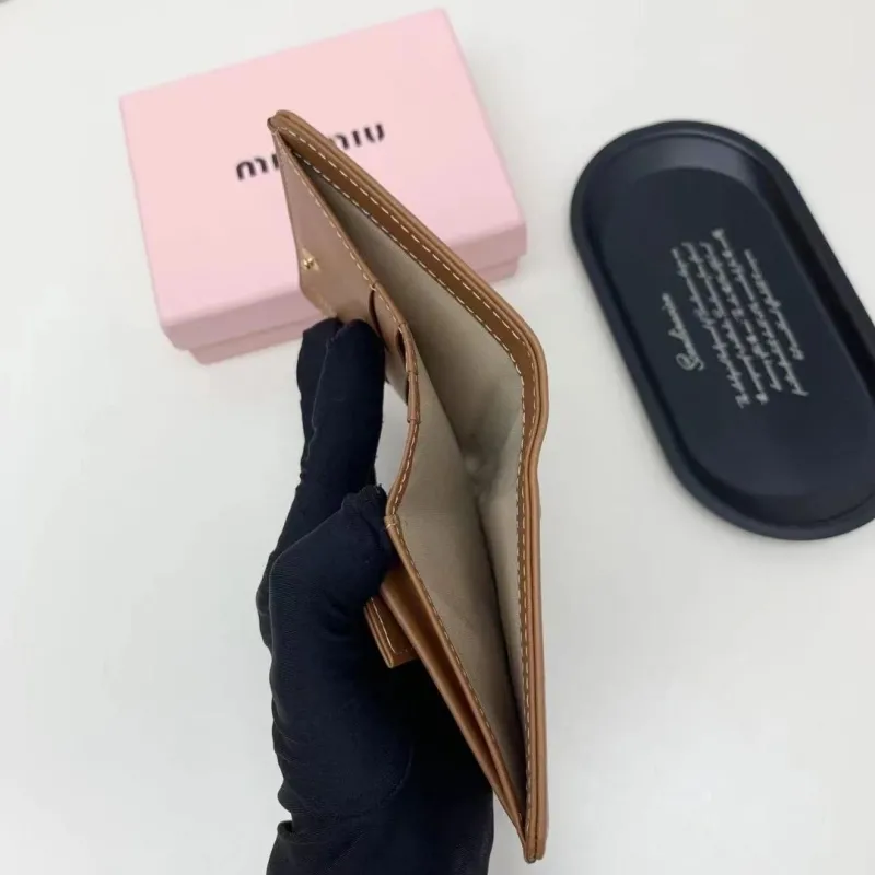 Miu Miu Brown Leather Bifold Wallet - Image 8
