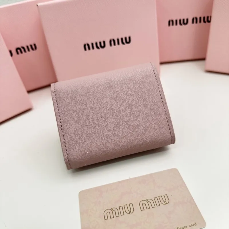 Miu Miu Pink Small Leather Wallet - Image 3