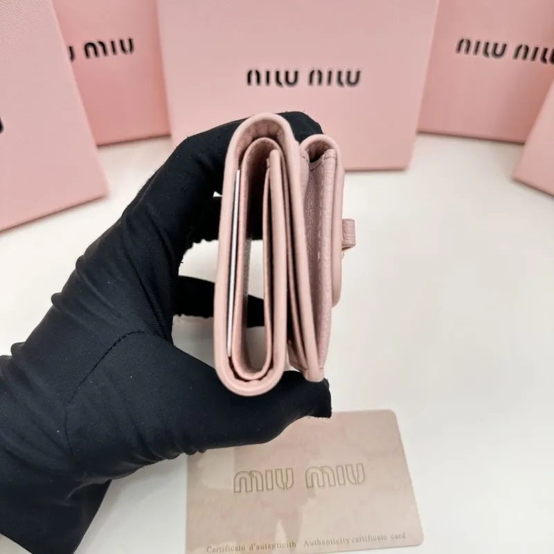Miu Miu Pink Small Leather Wallet - Image 5