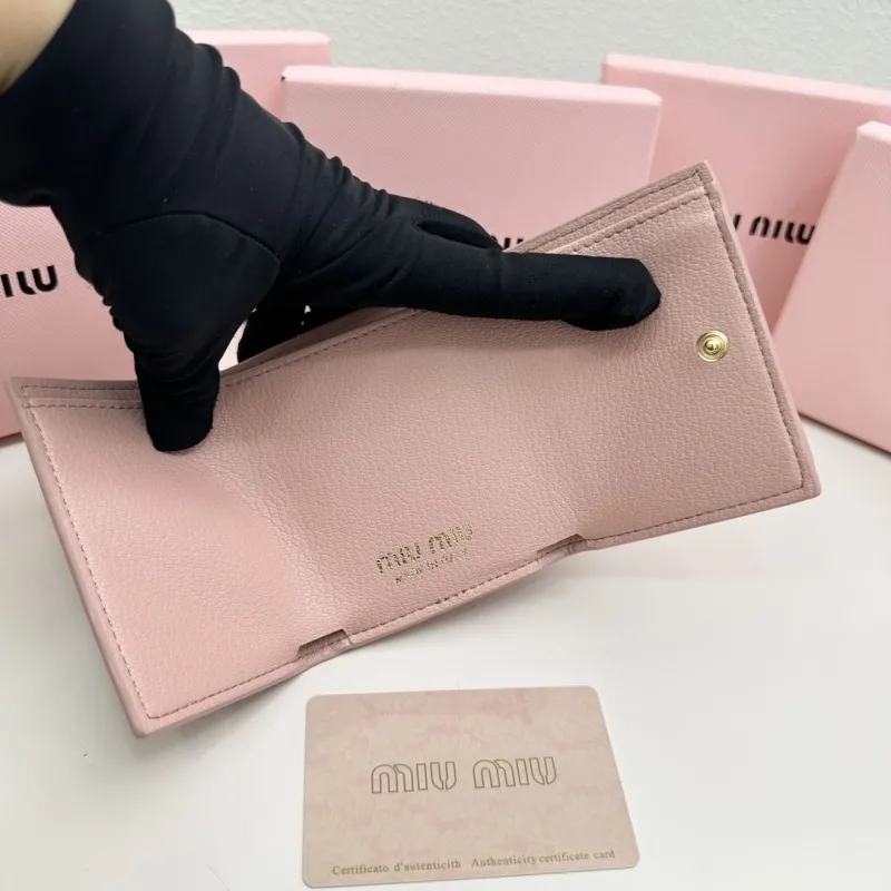 Miu Miu Pink Small Leather Wallet - Image 7