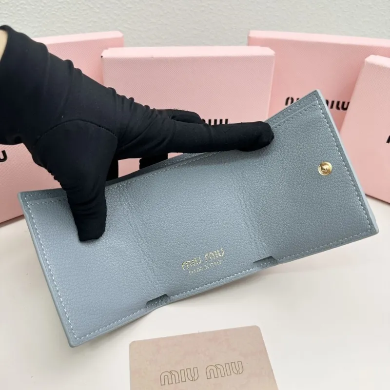 MIU MIU Light Blue Small Leather Wallet - Image 6