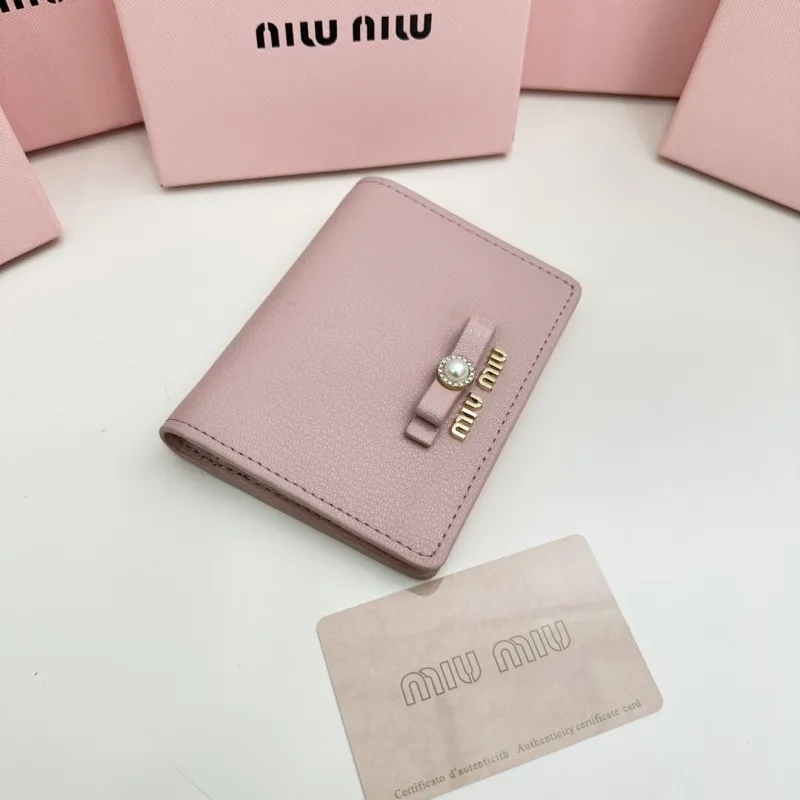MIU MIU Light Pink Leather Compact Wallet - Image 4
