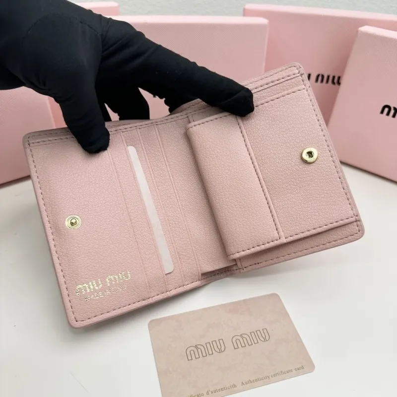MIU MIU Light Pink Leather Compact Wallet - Image 7