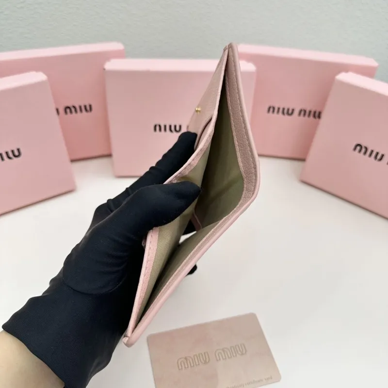 MIU MIU Light Pink Leather Compact Wallet - Image 9