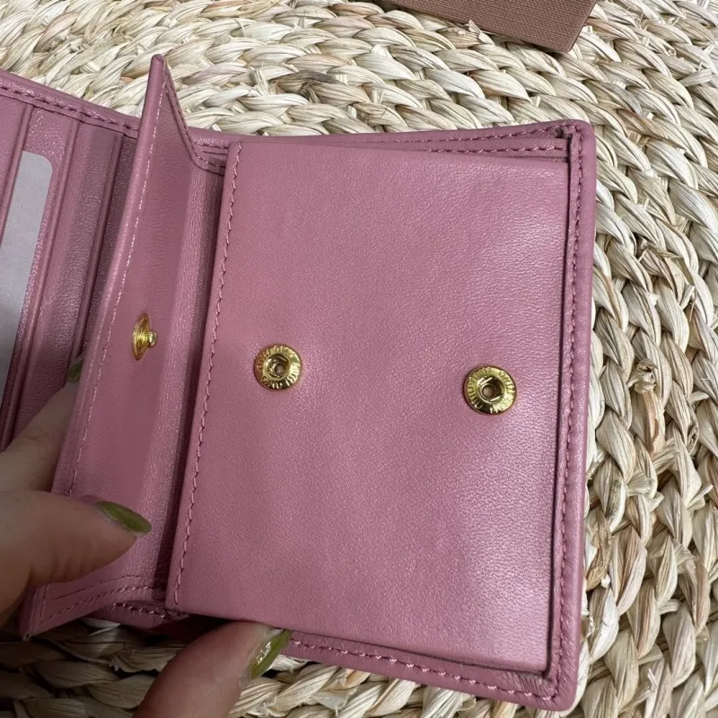MIU MIU Pink Quilted Leather Wallet - Image 9