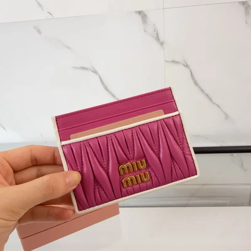 Miu Miu Pink Leather Card Holder - Image 5