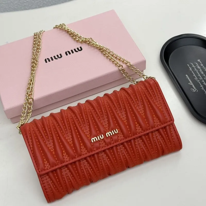 Miu Miu Red Quilted Chain Wallet - Image 9