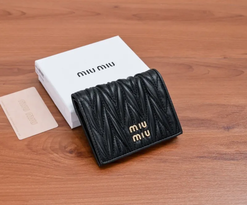 Miu Miu Quilted Leather Bifold Wallets Black and Pink - Image 3