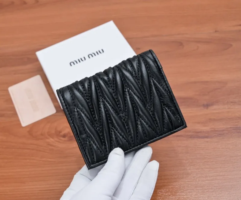 Miu Miu Quilted Leather Bifold Wallets Black and Pink - Image 5