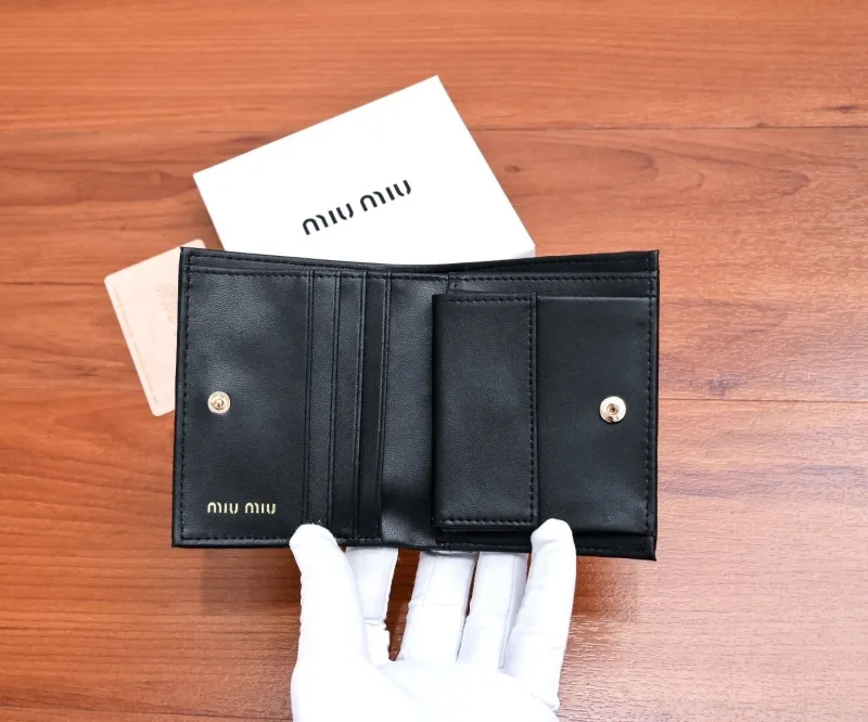 Miu Miu Quilted Leather Bifold Wallets Black and Pink - Image 6