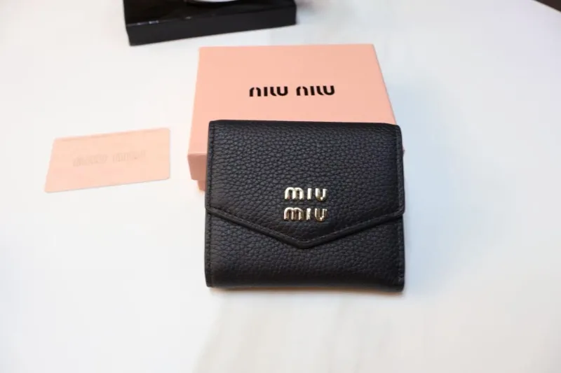 MIU MIU Women's Leather Compact Wallet - Image 5