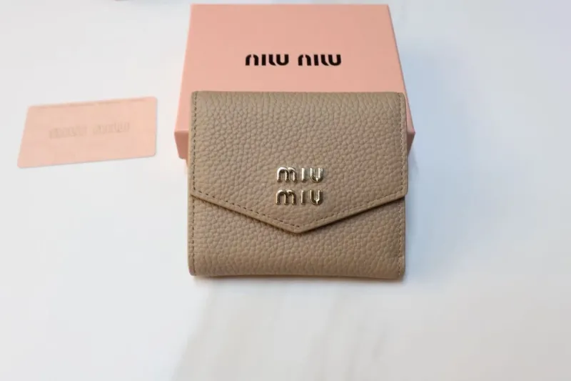 MIU MIU Women's Leather Compact Wallet - Image 8