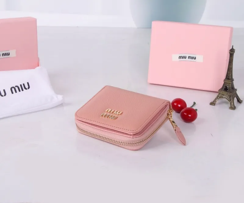 MIU MIU Pink Leather Zip Wallet - Image 6
