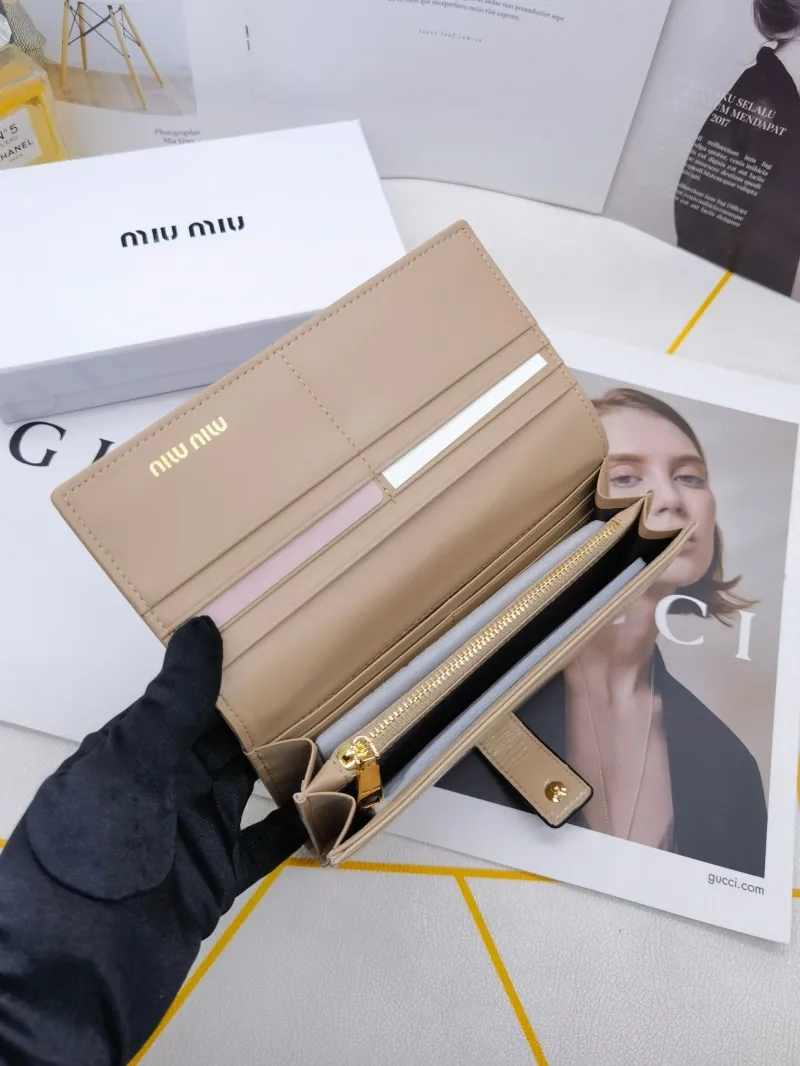 Miu Miu Long Wallet 8598 - Image 8