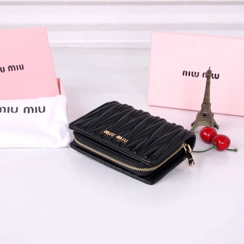 Miu Miu Black Quilted Wallet 165 - Image 4