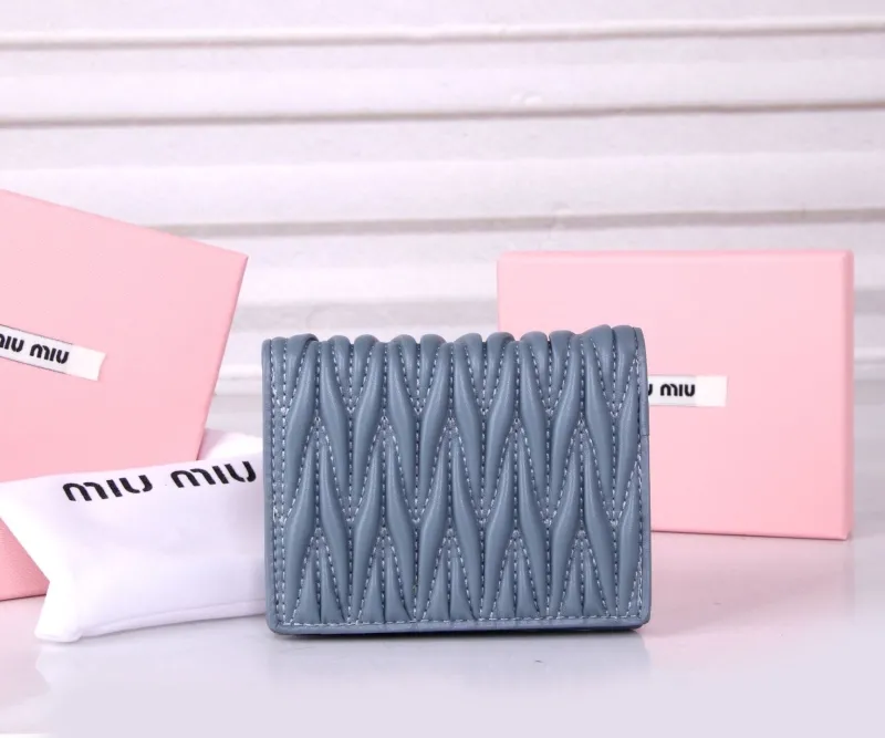 MIU MIU Blue Matelasse Leather Wallet - Image 5