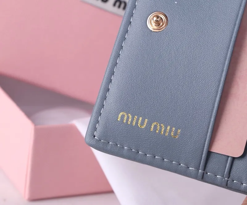 MIU MIU Blue Matelasse Leather Wallet - Image 9