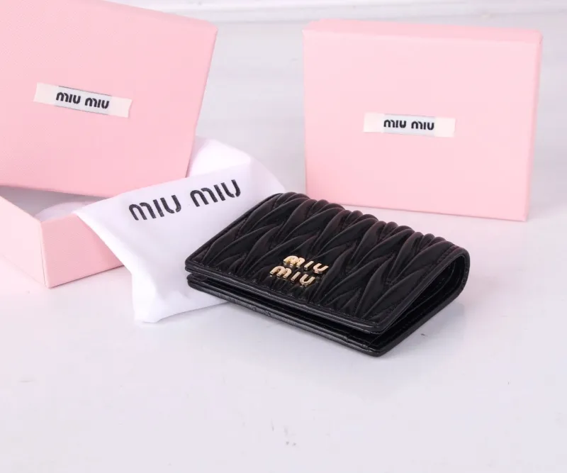 Miu Miu Black Pleated Leather Wallet - Image 5
