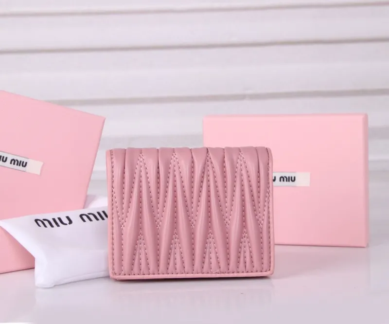 MIU MIU Pink Quilted Leather Wallet - Image 4
