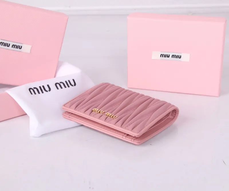 MIU MIU Pink Quilted Leather Wallet - Image 5