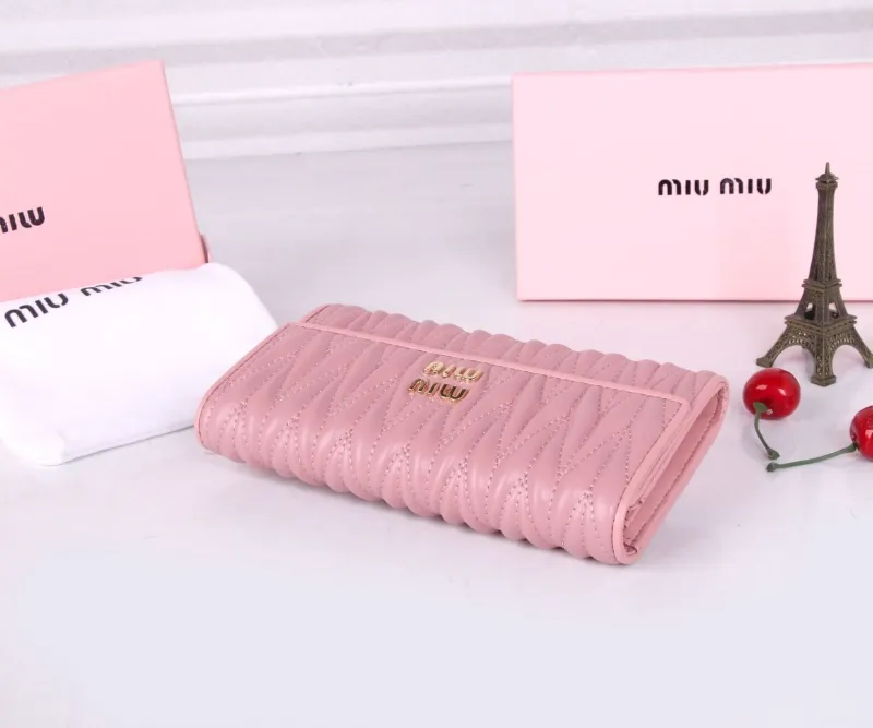 Miu Miu Pink Quilted Long Wallet - Image 5