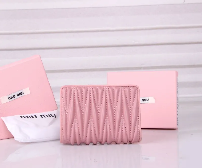Miu Miu Pink Quilted Zip Wallet - Image 5