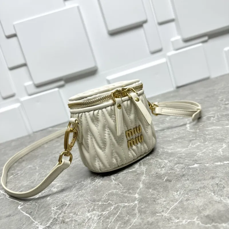Miu Miu Cream White Quilted Crossbody Bucket Bag - Image 5
