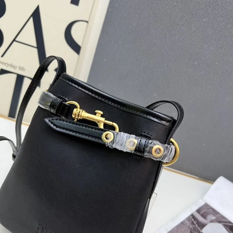 MIU MIU Black Crossbody Satchel Bag 1N461 - Image 5