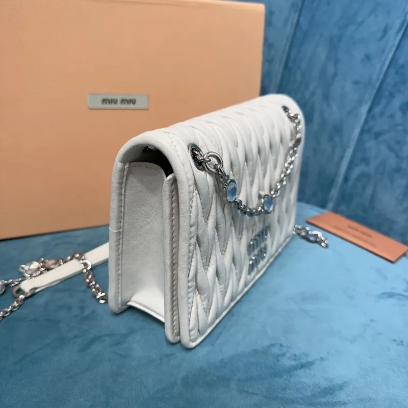 Miu Miu White Matelassé Chain Satchel Bag - Image 3