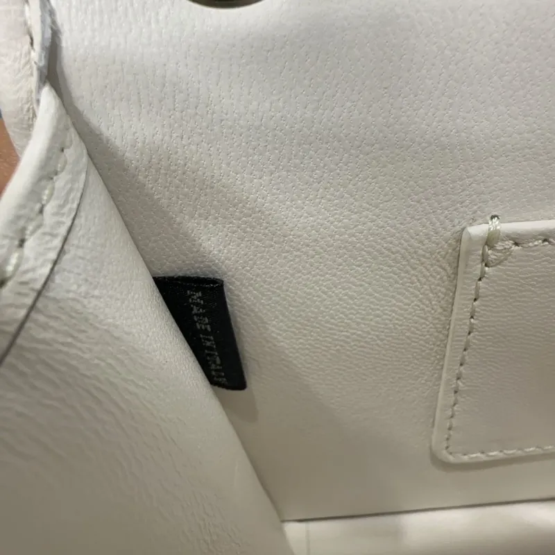 Miu Miu White Matelassé Chain Satchel Bag - Image 9