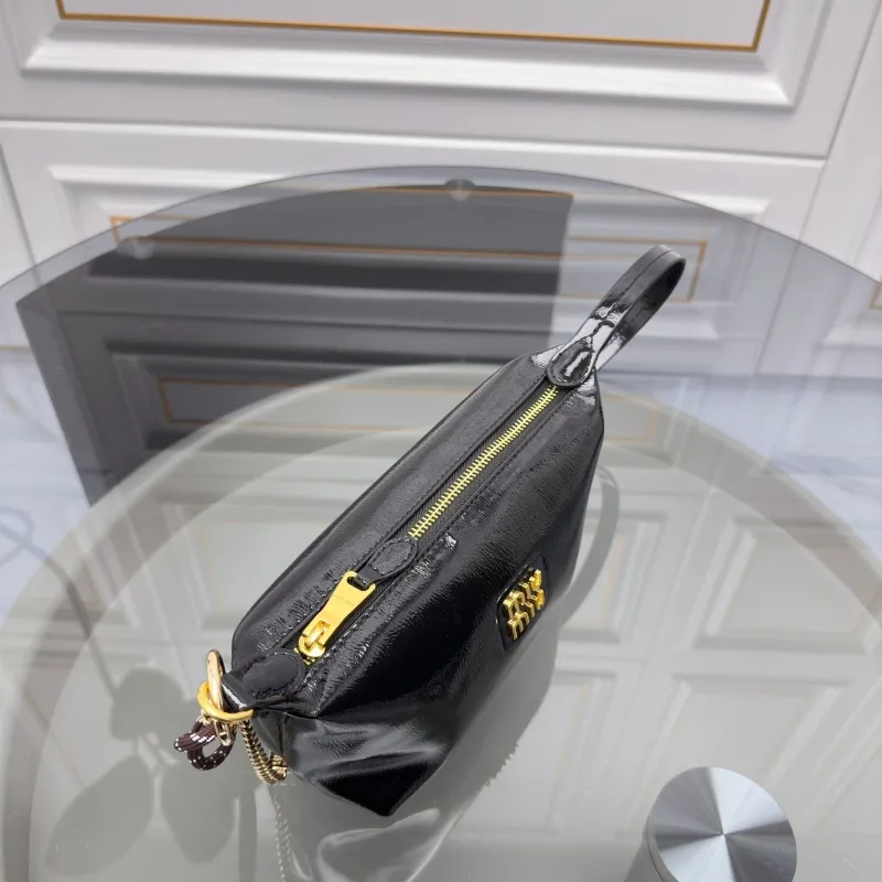 Miu Miu Black Patent Leather Shoulder Bag - Image 9